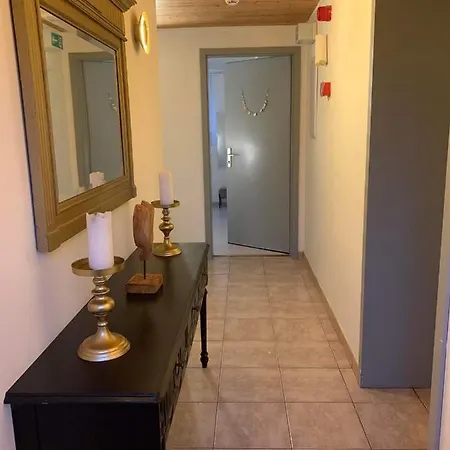 Gite La Spizza 度假居 韦姆